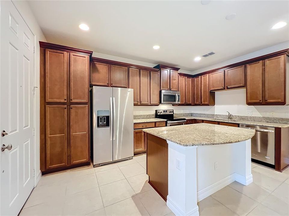 For Sale: $368,000 (3 beds, 2 baths, 1486 Square Feet)