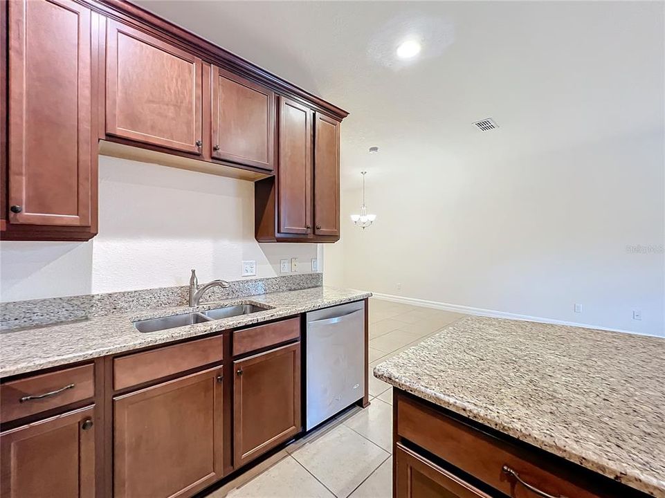 For Sale: $368,000 (3 beds, 2 baths, 1486 Square Feet)