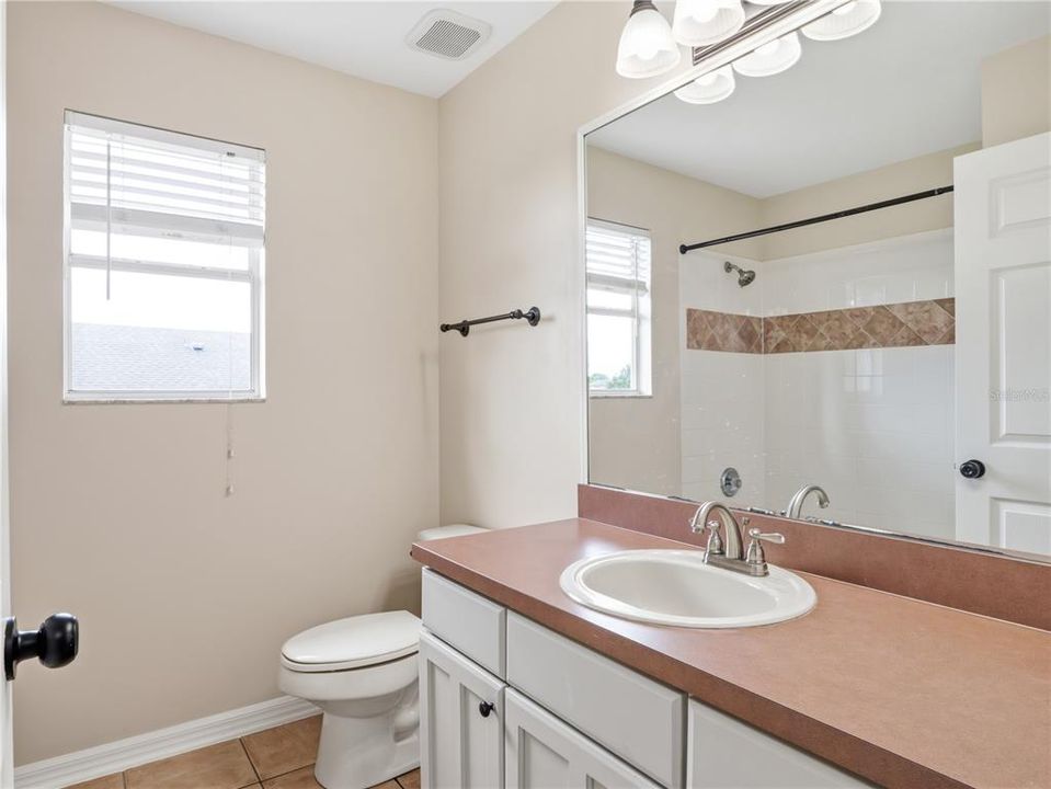 For Sale: $790,000 (5 beds, 4 baths, 3381 Square Feet)