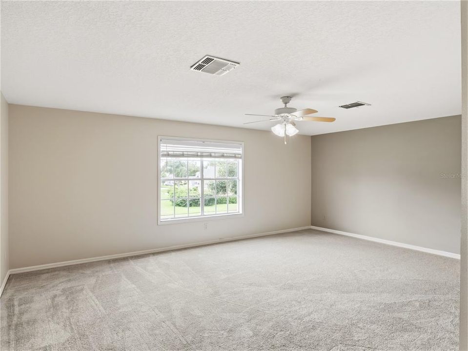 For Sale: $790,000 (5 beds, 4 baths, 3381 Square Feet)