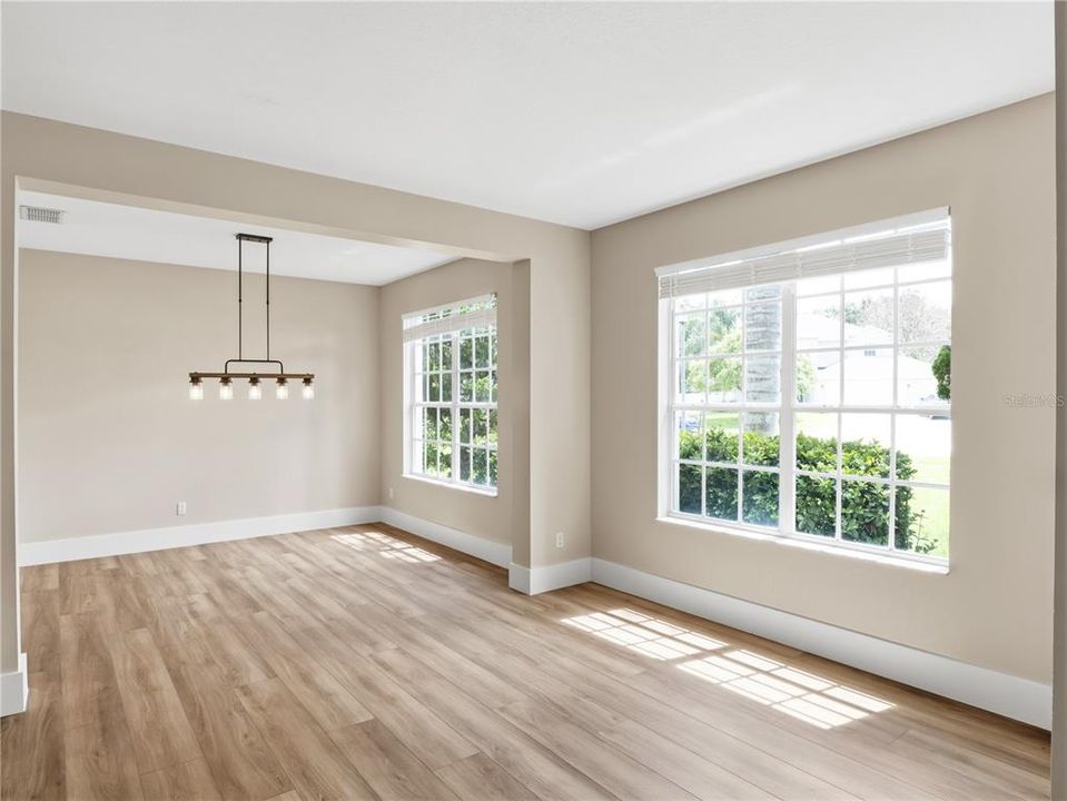 For Sale: $790,000 (5 beds, 4 baths, 3381 Square Feet)