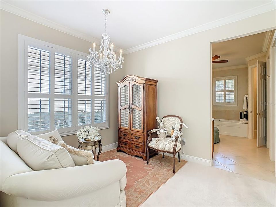 En Venta: $436,000 (3 camas, 2 baños, 2159 Pies cuadrados)