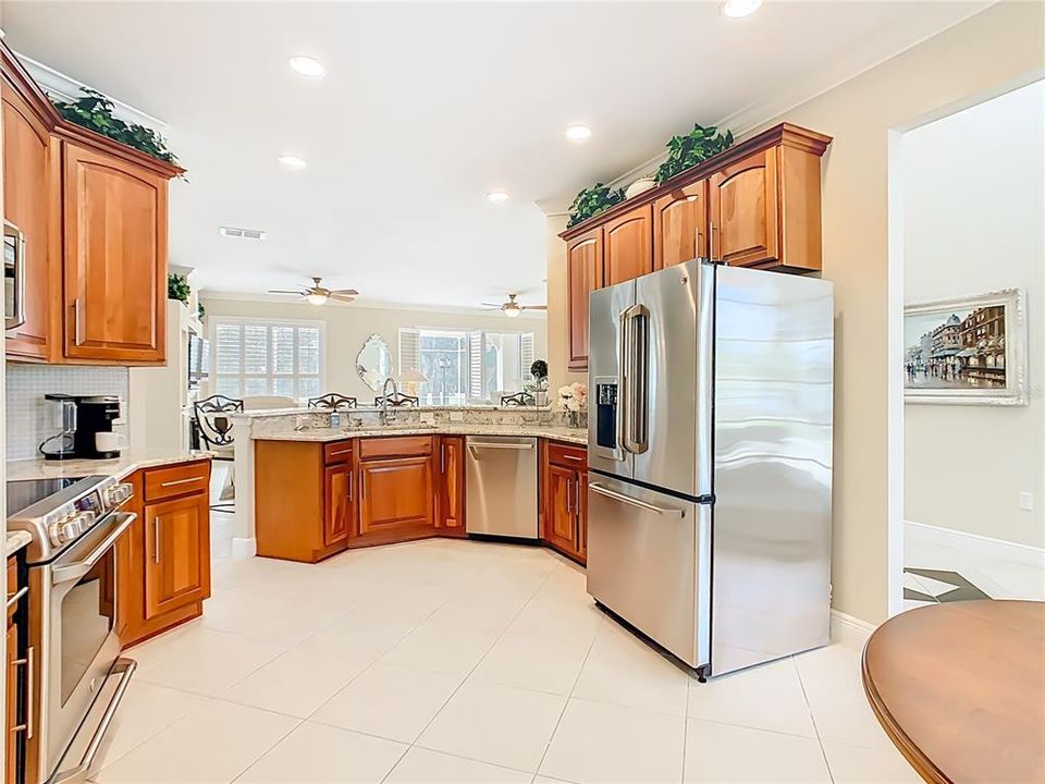 En Venta: $436,000 (3 camas, 2 baños, 2159 Pies cuadrados)