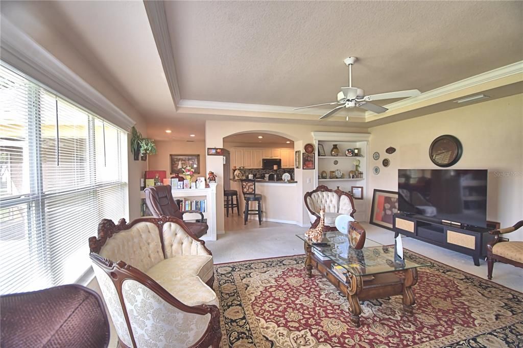 En Venta: $359,900 (3 camas, 2 baños, 1893 Pies cuadrados)