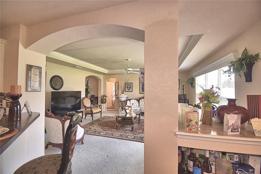 En Venta: $359,900 (3 camas, 2 baños, 1893 Pies cuadrados)