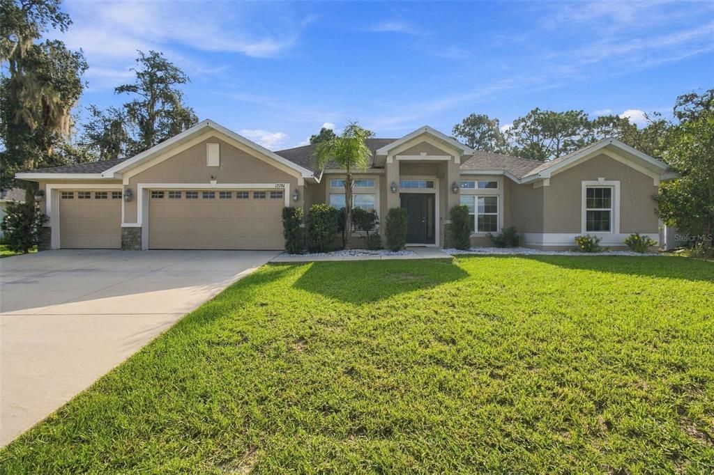 For Sale: $460,000 (4 beds, 2 baths, 2133 Square Feet)