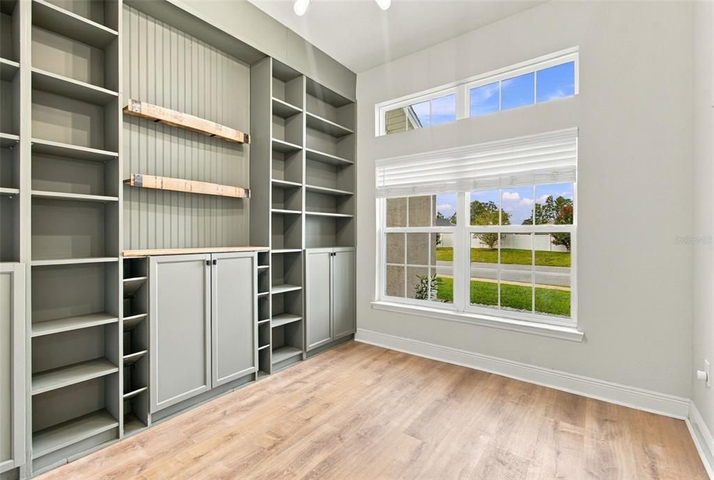 For Sale: $460,000 (4 beds, 2 baths, 2133 Square Feet)