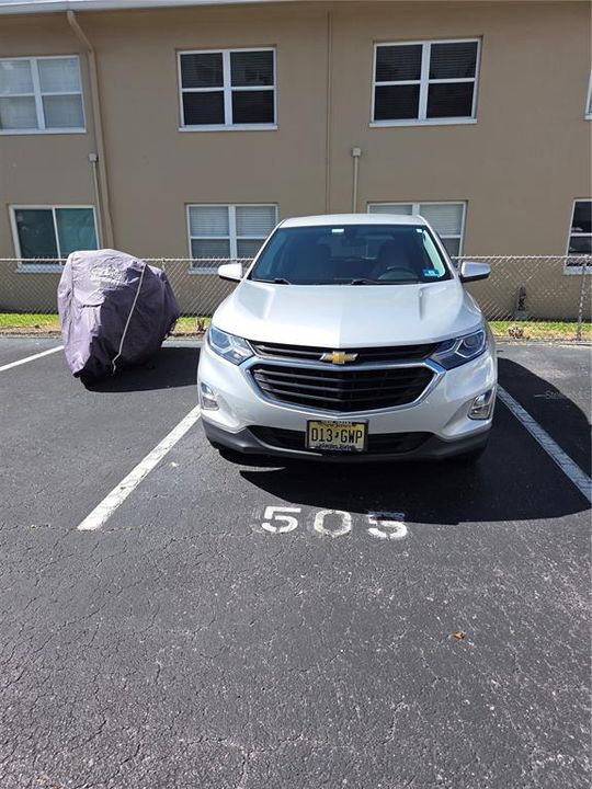 For Rent: $2,600 (1 beds, 1 baths, 860 Square Feet)