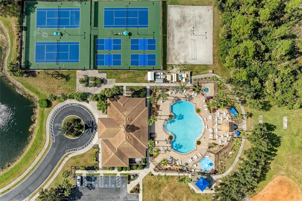 En Venta: $599,999 (4 camas, 2 baños, 2425 Pies cuadrados)