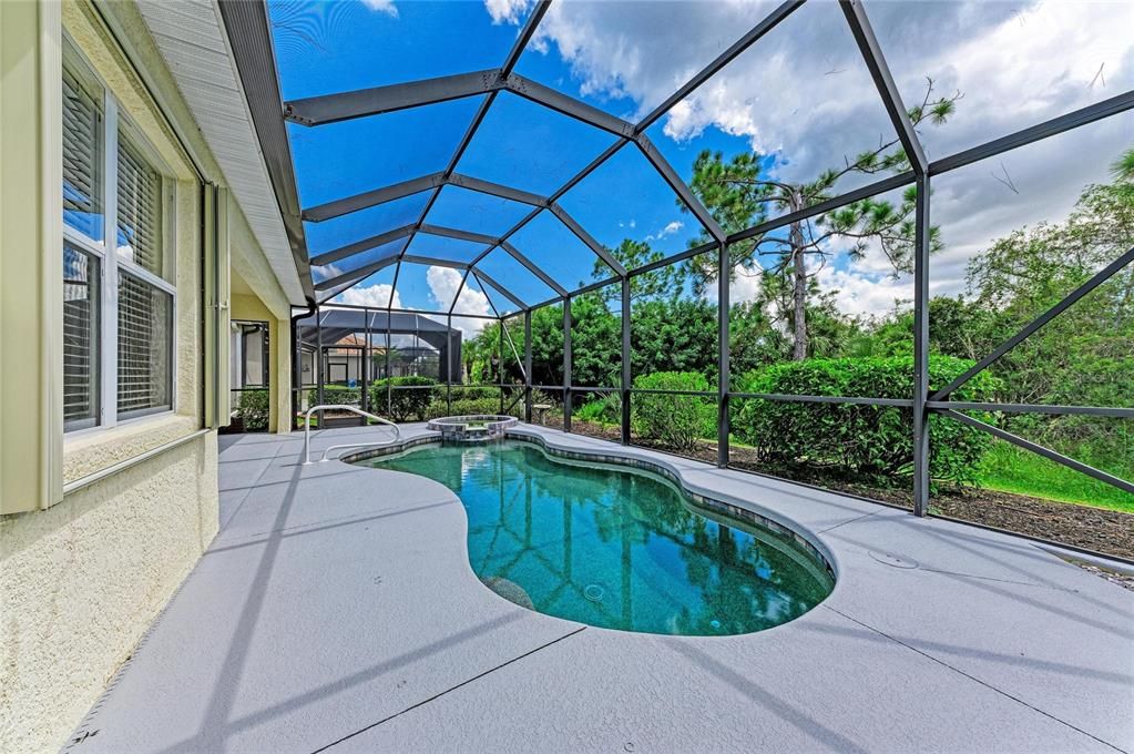 En Venta: $599,999 (4 camas, 2 baños, 2425 Pies cuadrados)