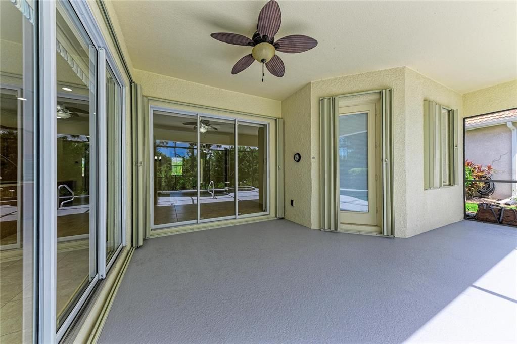 En Venta: $599,999 (4 camas, 2 baños, 2425 Pies cuadrados)