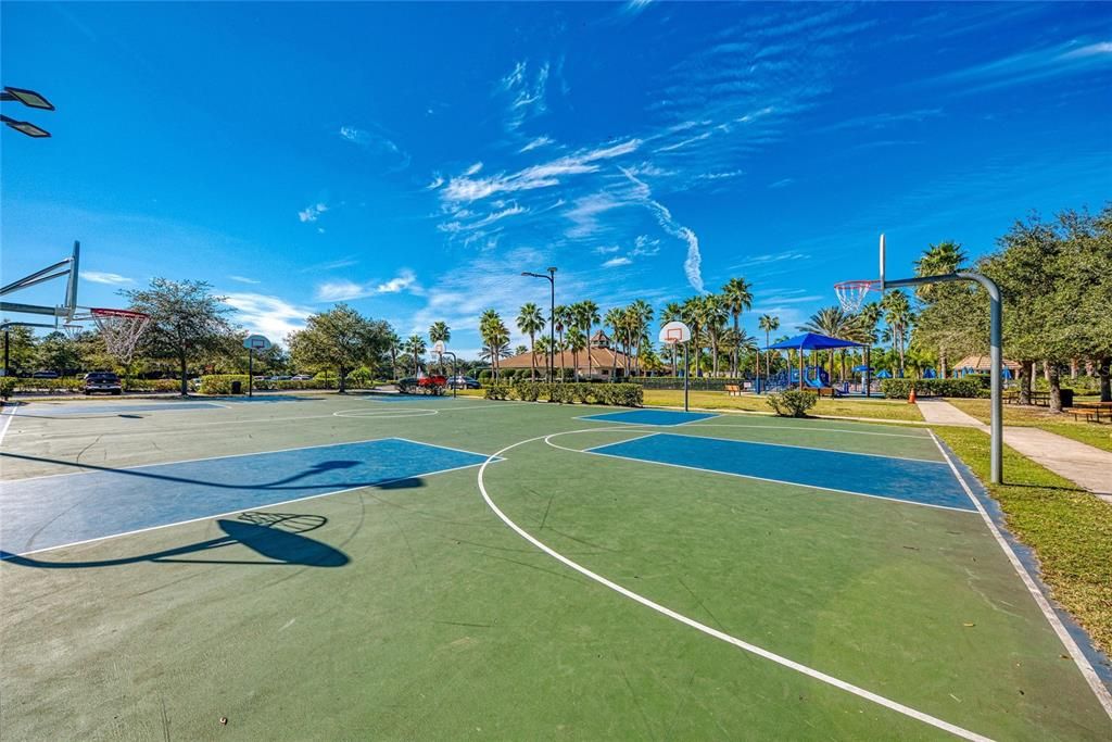 En Venta: $599,999 (4 camas, 2 baños, 2425 Pies cuadrados)