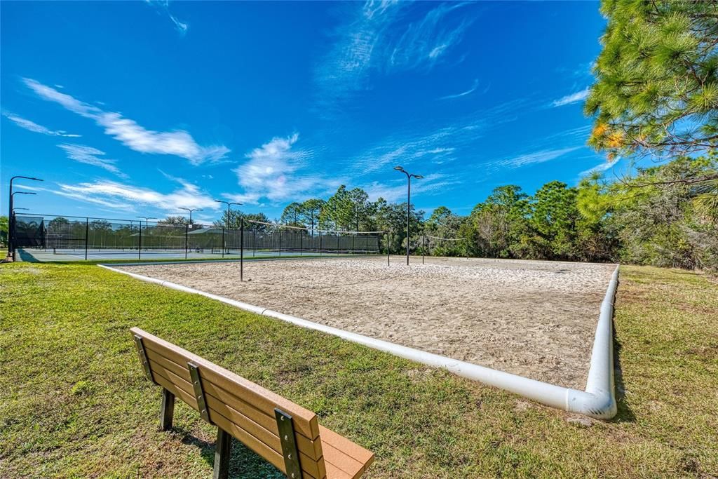 En Venta: $599,999 (4 camas, 2 baños, 2425 Pies cuadrados)