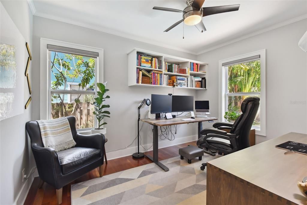 For Rent: $3,950 (2 beds, 1 baths, 1231 Square Feet)