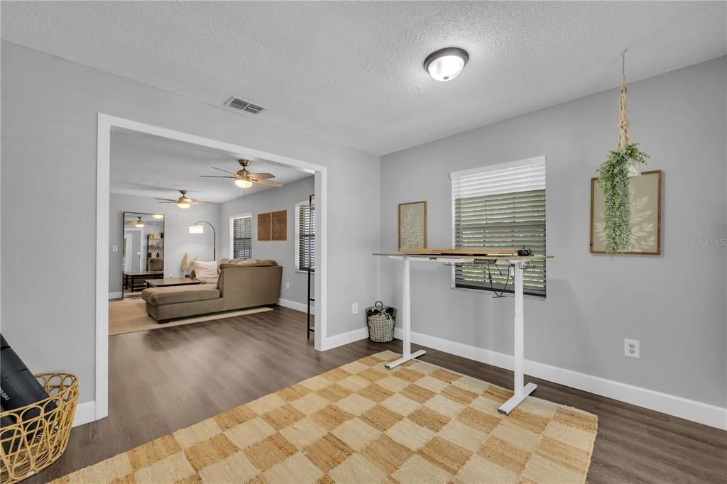 For Rent: $2,700 (2 beds, 2 baths, 1412 Square Feet)