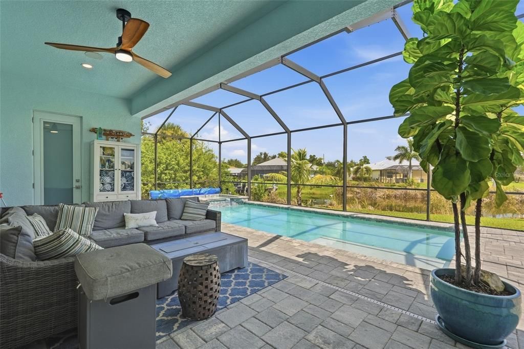 For Sale: $640,000 (3 beds, 2 baths, 1728 Square Feet)