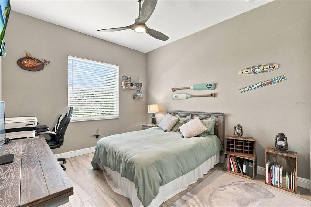 For Sale: $640,000 (3 beds, 2 baths, 1728 Square Feet)