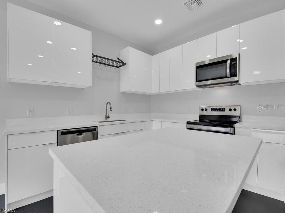 На продажу: $499,990 (0 спален, 0 ванн, 2391 Квадратных фут)