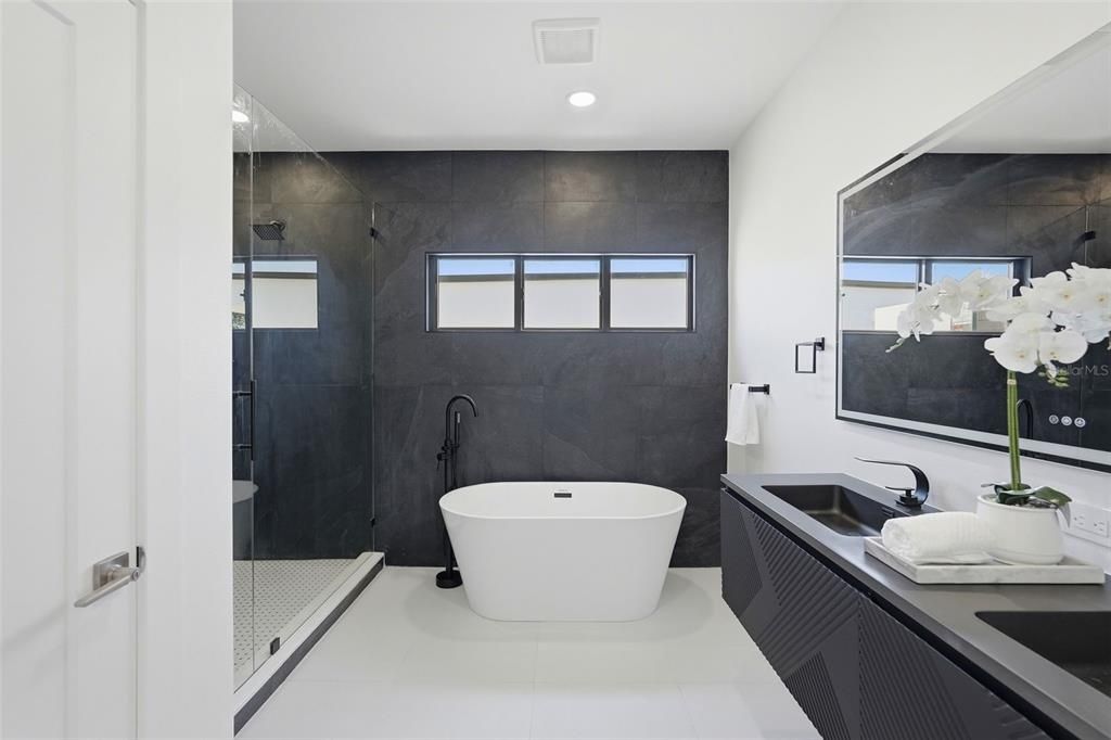 В аренду: $4,990 (3 спален, 3 ванн, 2155 Квадратных фут)