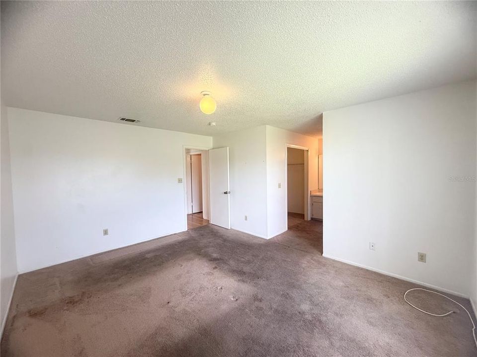 En Venta: $339,000 (3 camas, 2 baños, 1410 Pies cuadrados)