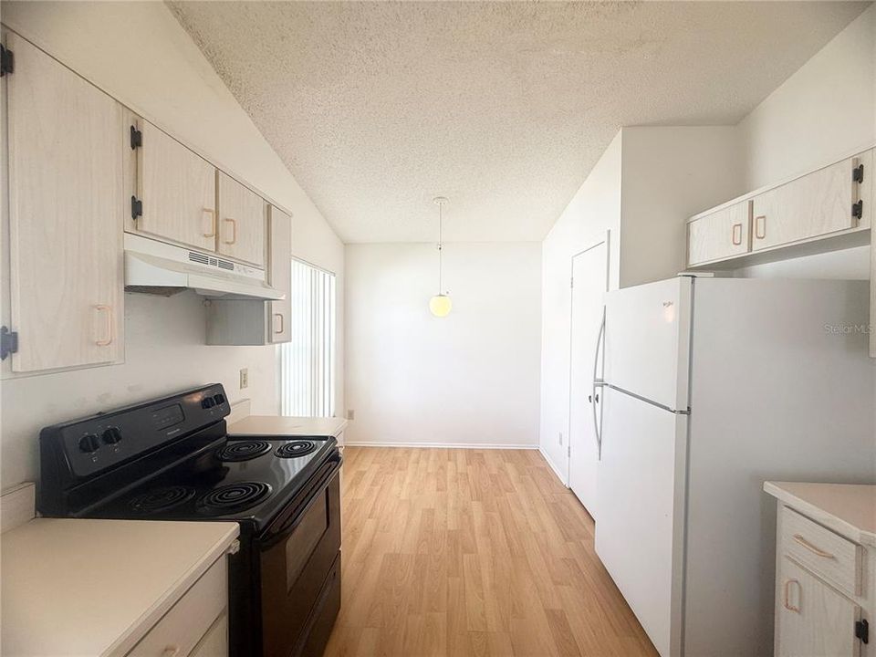 En Venta: $339,000 (3 camas, 2 baños, 1410 Pies cuadrados)