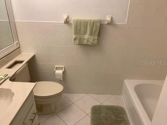 En Renta: $2,600 (3 camas, 2 baños, 1981 Pies cuadrados)