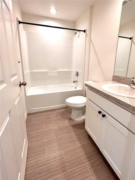 For Sale: $269,900 (3 beds, 2 baths, 1214 Square Feet)