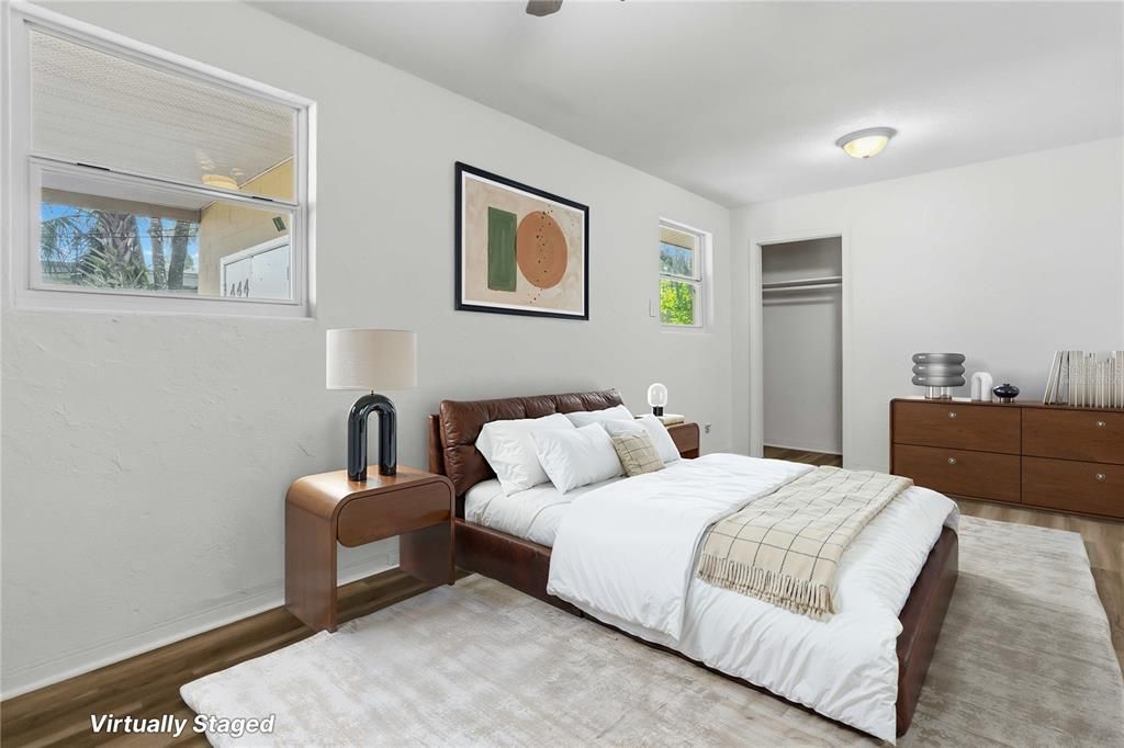 For Sale: $169,999 (3 beds, 1 baths, 1011 Square Feet)