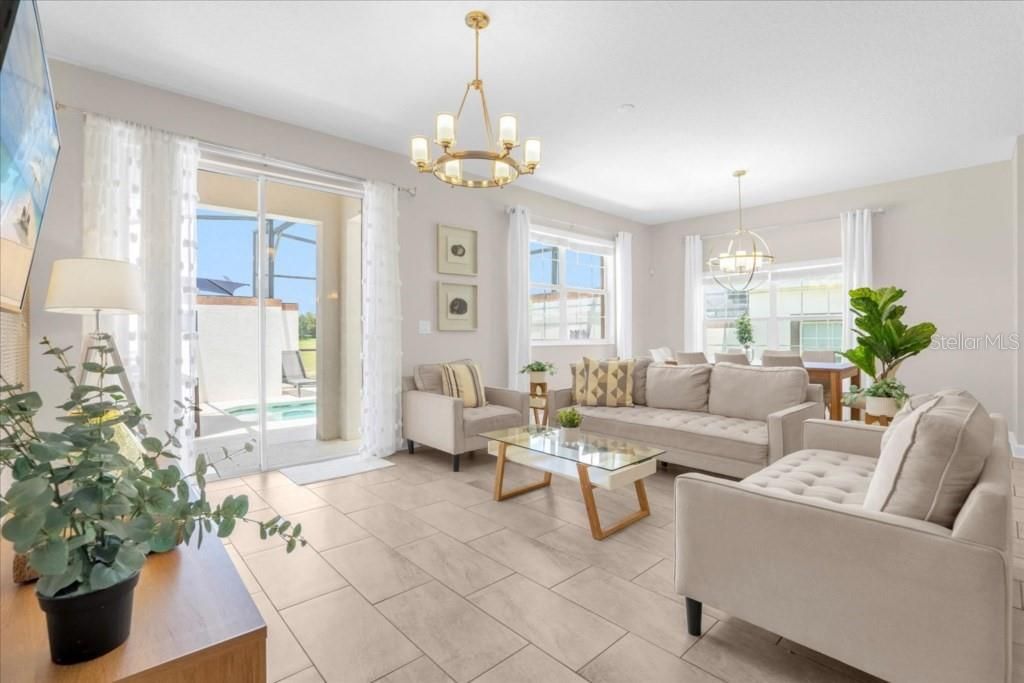 For Sale: $449,000 (5 beds, 4 baths, 2072 Square Feet)