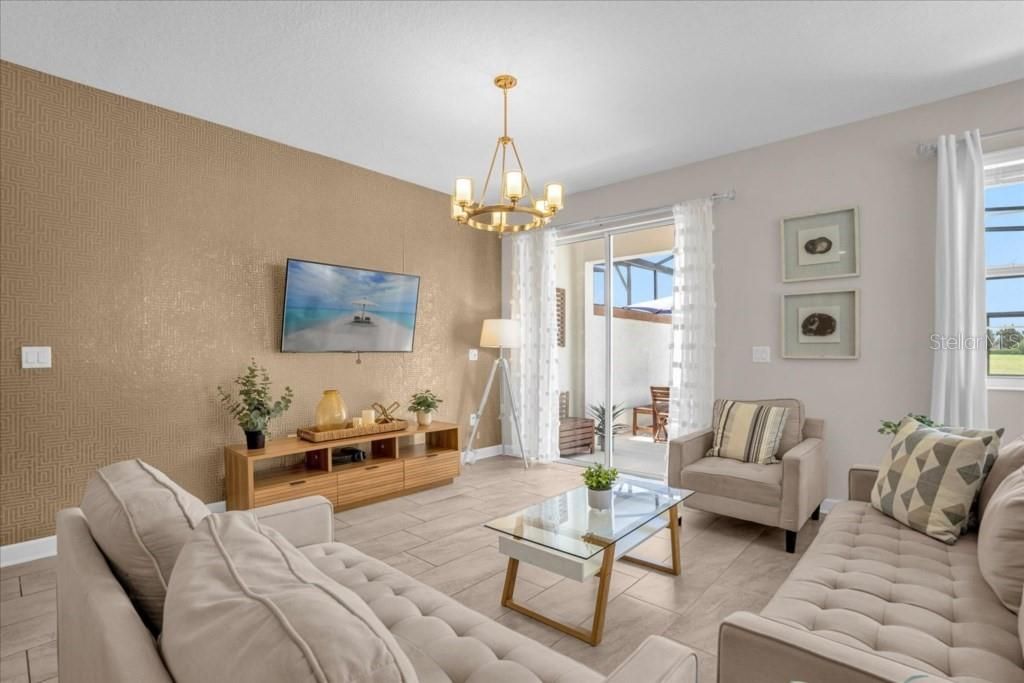 For Sale: $449,000 (5 beds, 4 baths, 2072 Square Feet)
