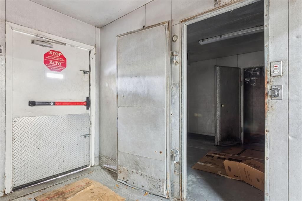 En Venta: $2,399,000 (0 camas, 0 baños, 3178 Pies cuadrados)