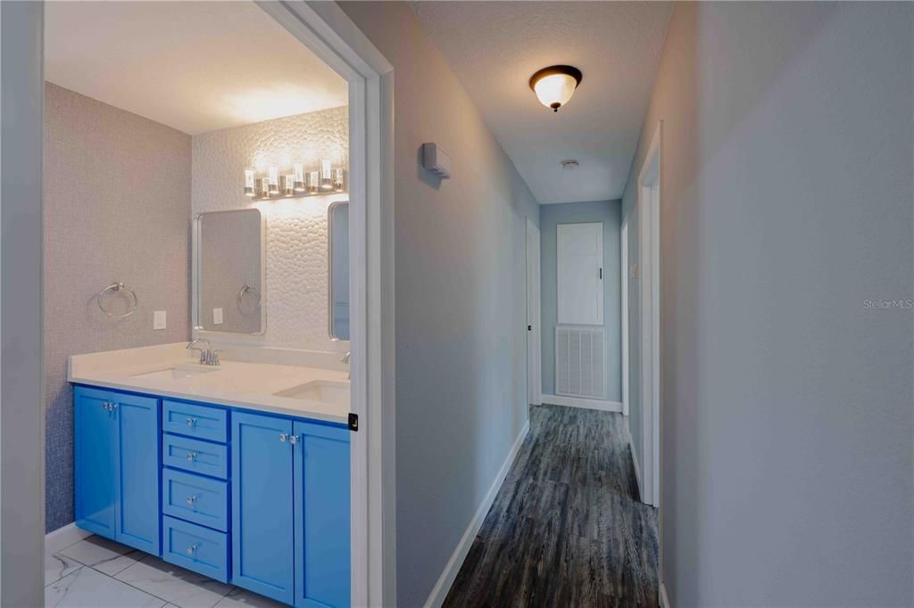 For Rent: $2,195 (3 beds, 2 baths, 1190 Square Feet)