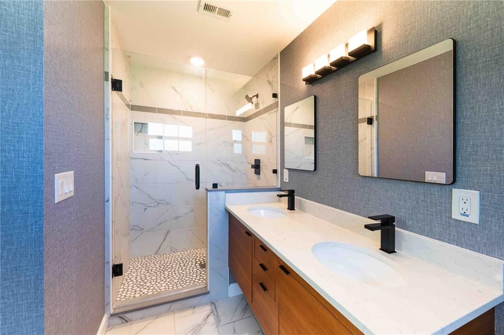 For Rent: $2,195 (3 beds, 2 baths, 1190 Square Feet)