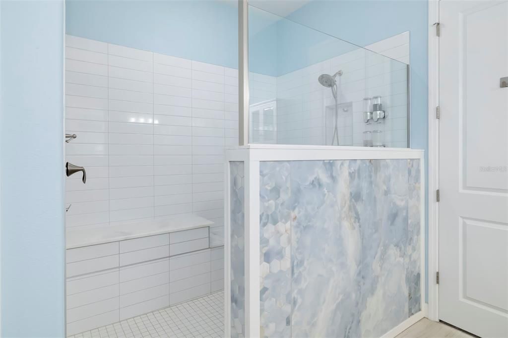 For Sale: $519,000 (3 beds, 2 baths, 2350 Square Feet)