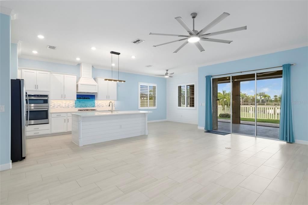 For Sale: $519,000 (3 beds, 2 baths, 2350 Square Feet)
