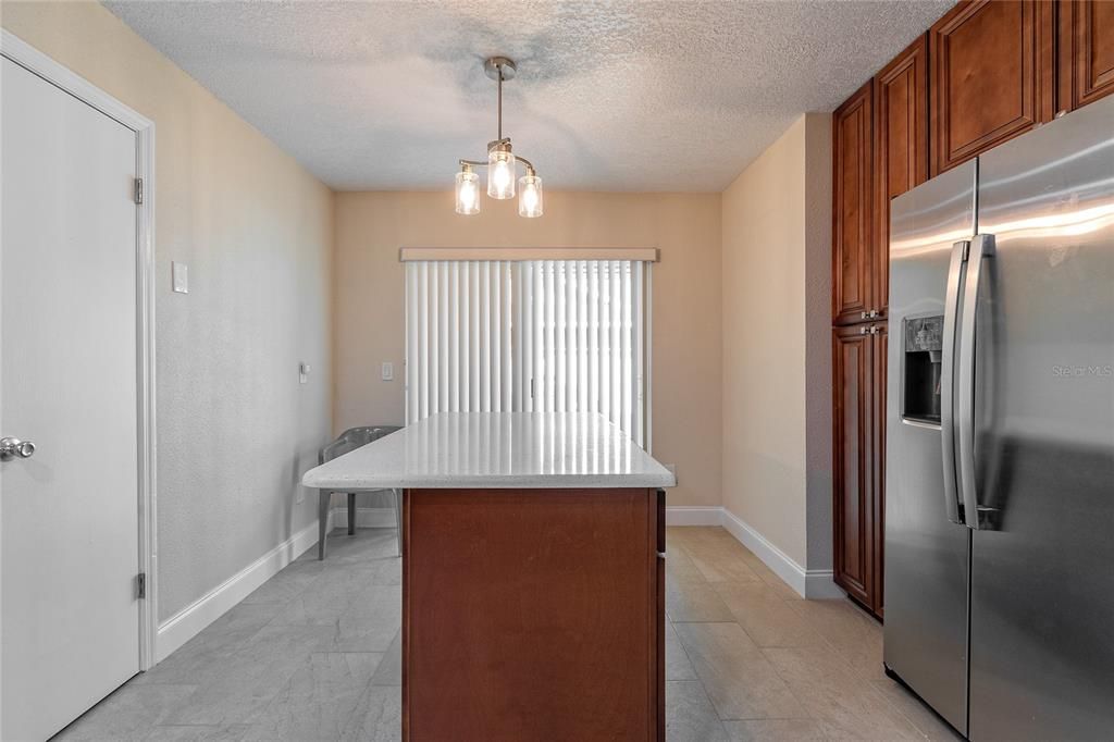 В аренду: $2,800 (3 спален, 2 ванн, 1462 Квадратных фут)