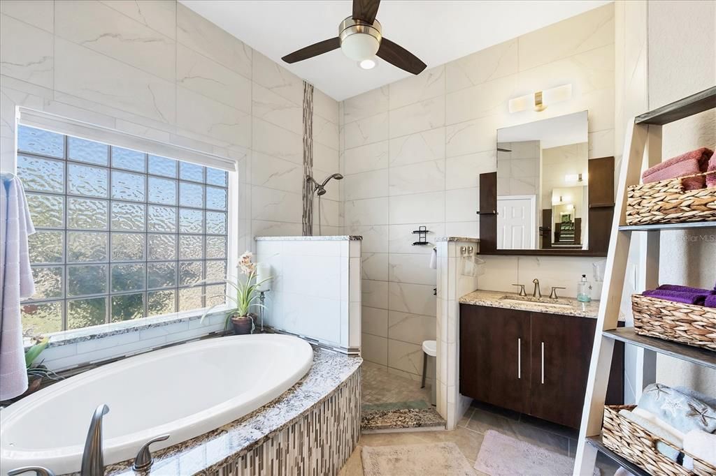 For Sale: $634,900 (4 beds, 3 baths, 2367 Square Feet)