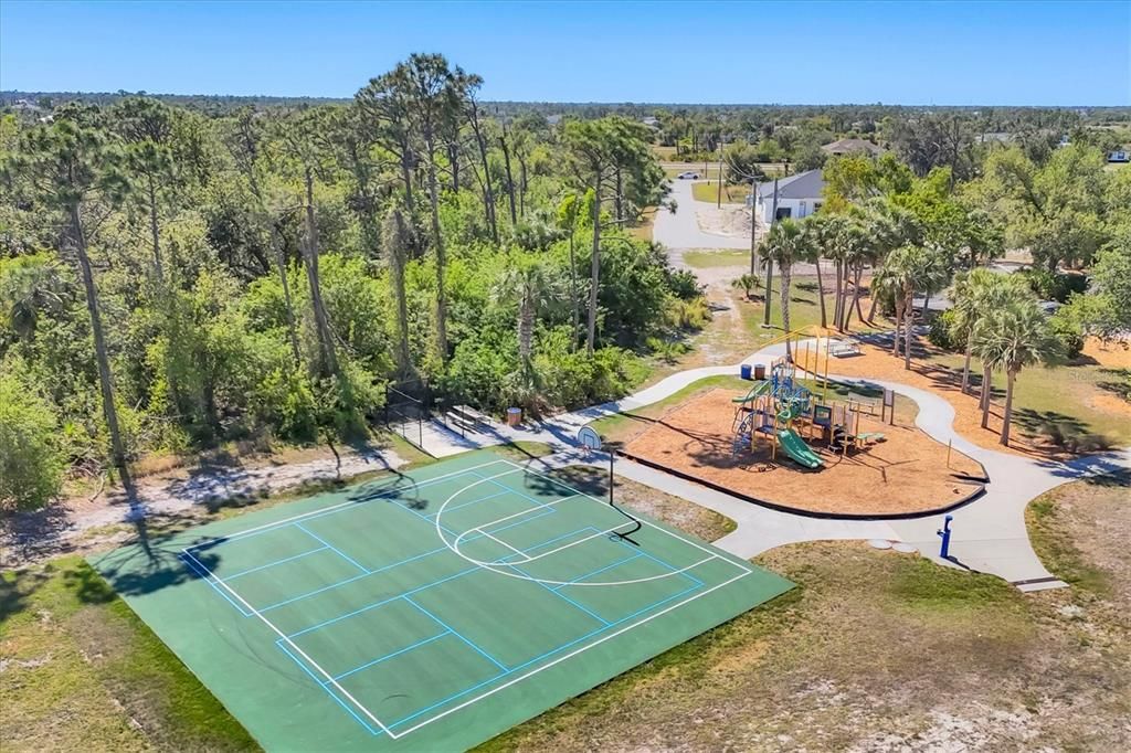 For Sale: $634,900 (4 beds, 3 baths, 2367 Square Feet)