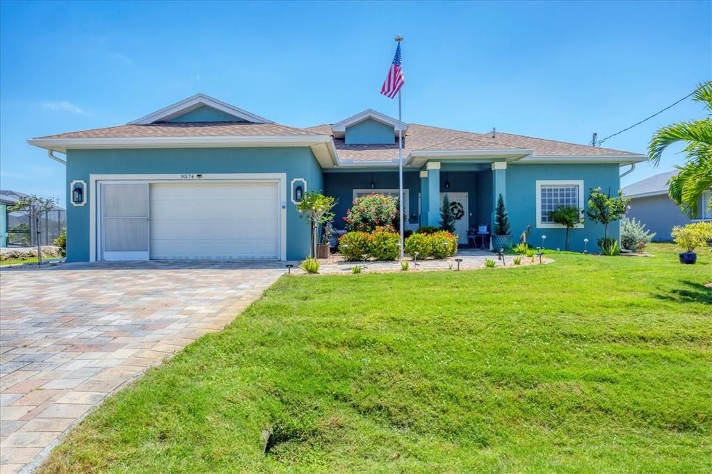For Sale: $634,900 (4 beds, 3 baths, 2367 Square Feet)