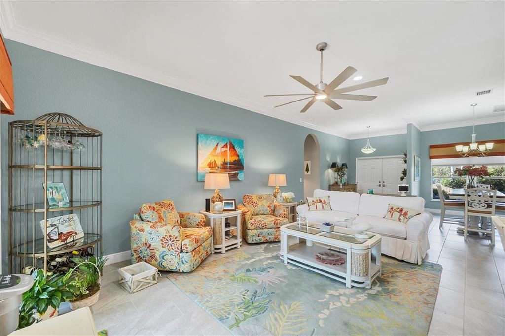 For Sale: $634,900 (4 beds, 3 baths, 2367 Square Feet)