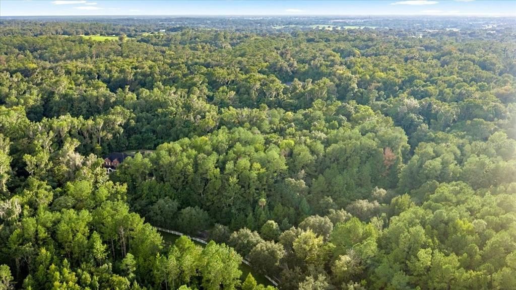 待售: $345,000 (2.89 acres)