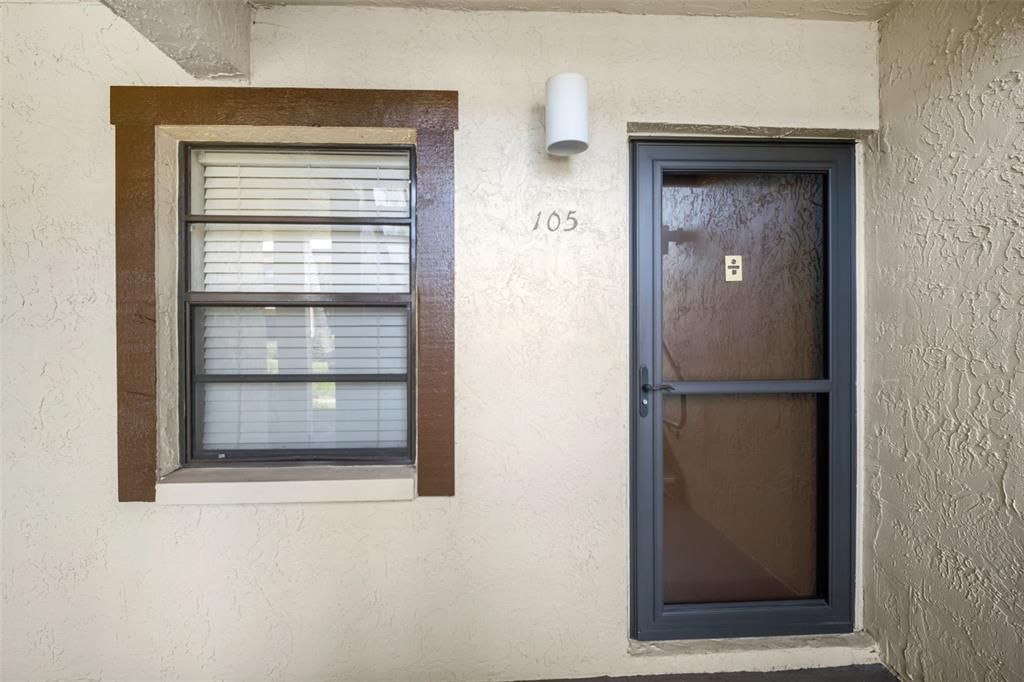 En Venta: $145,700 (2 camas, 2 baños, 948 Pies cuadrados)