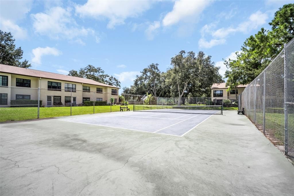 En Venta: $145,700 (2 camas, 2 baños, 948 Pies cuadrados)
