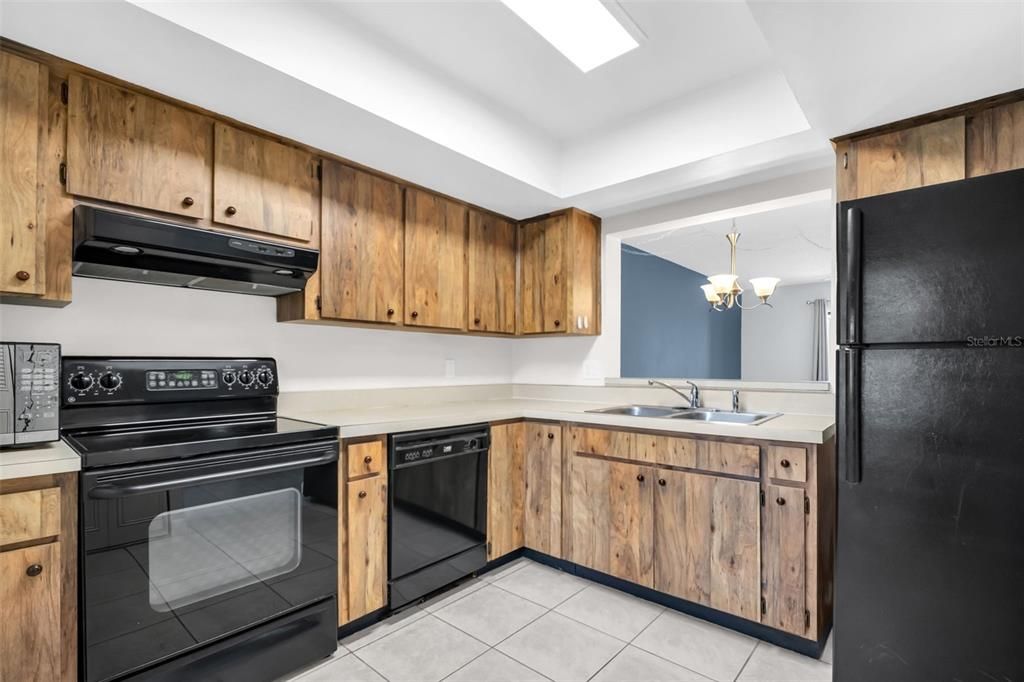 En Venta: $145,700 (2 camas, 2 baños, 948 Pies cuadrados)