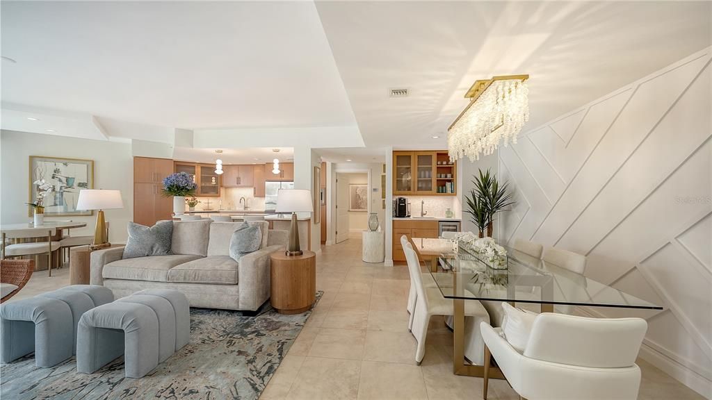 For Sale: $1,595,000 (2 beds, 2 baths, 1585 Square Feet)