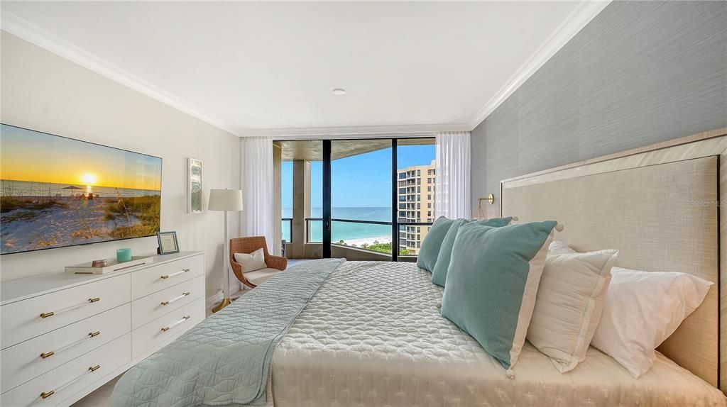 For Sale: $1,595,000 (2 beds, 2 baths, 1585 Square Feet)