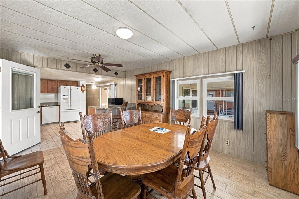 For Sale: $74,900 (3 beds, 2 baths, 1357 Square Feet)