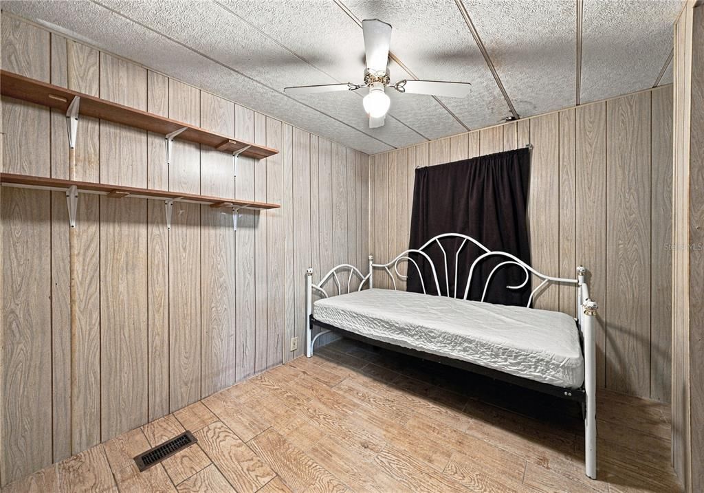 For Sale: $74,900 (3 beds, 2 baths, 1357 Square Feet)
