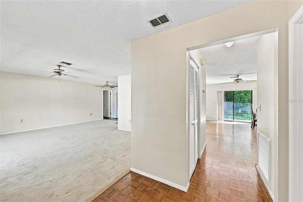 For Sale: $225,000 (2 beds, 2 baths, 1541 Square Feet)