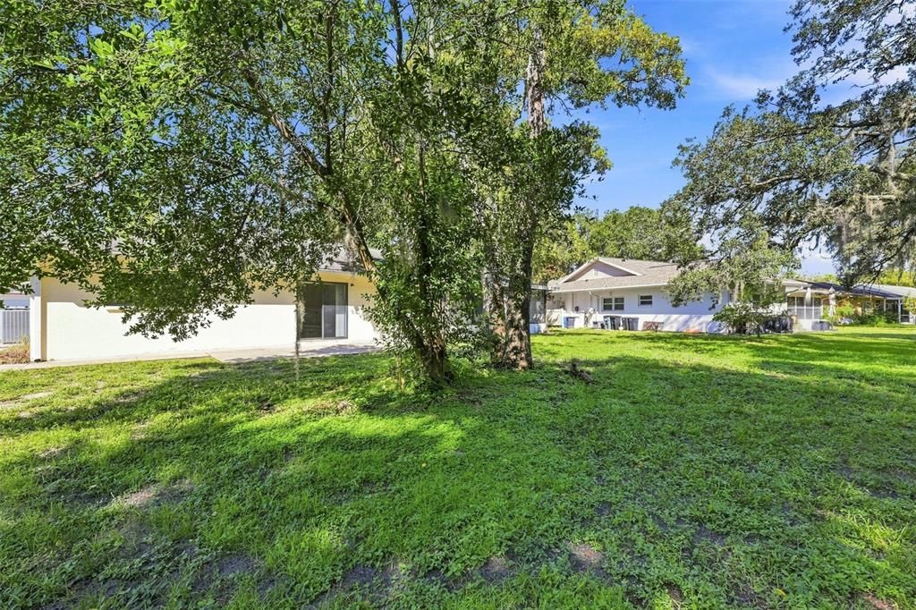 For Sale: $225,000 (2 beds, 2 baths, 1541 Square Feet)
